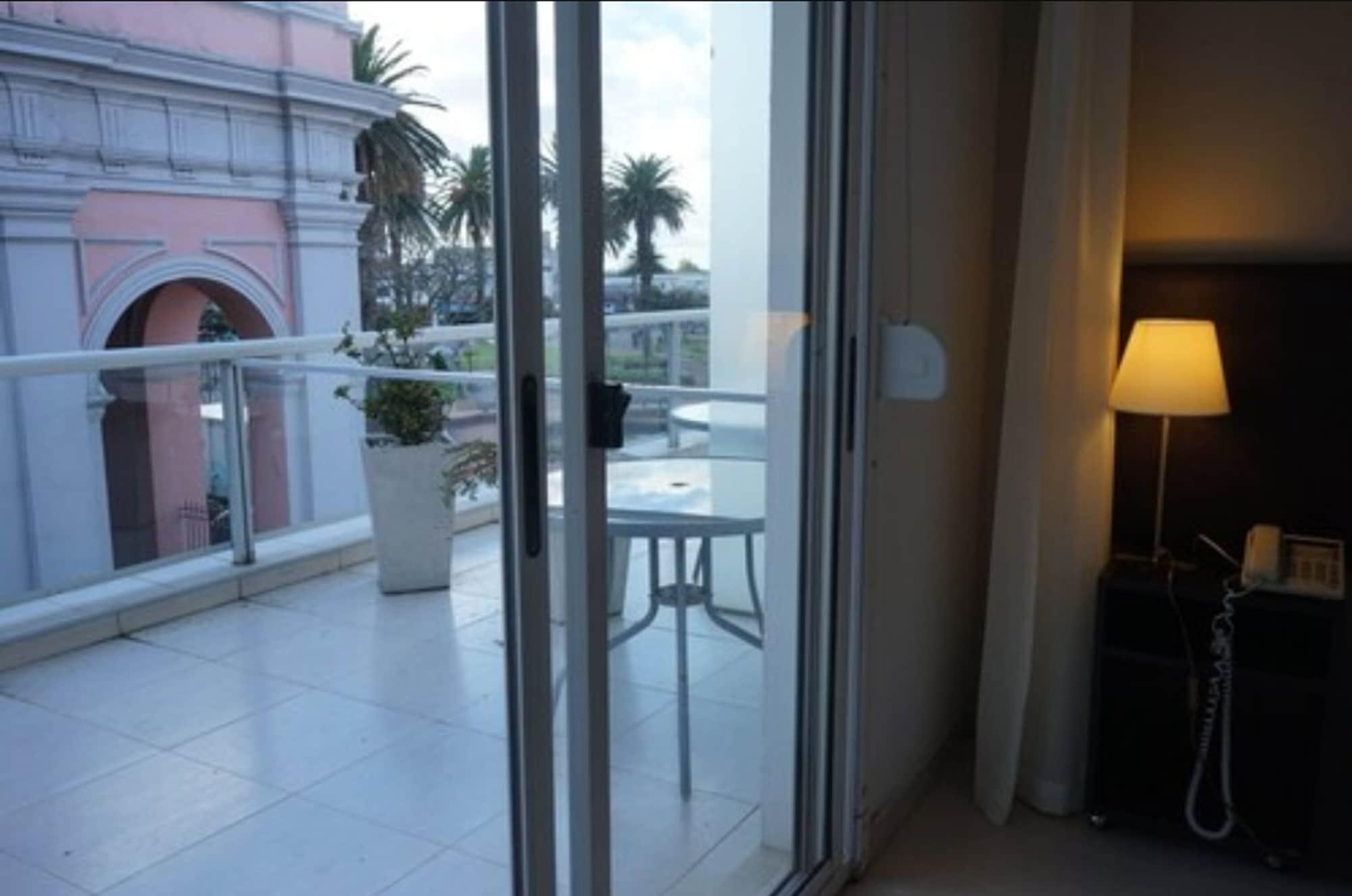 De La Plaza Hotel Maldonado Bagian luar foto