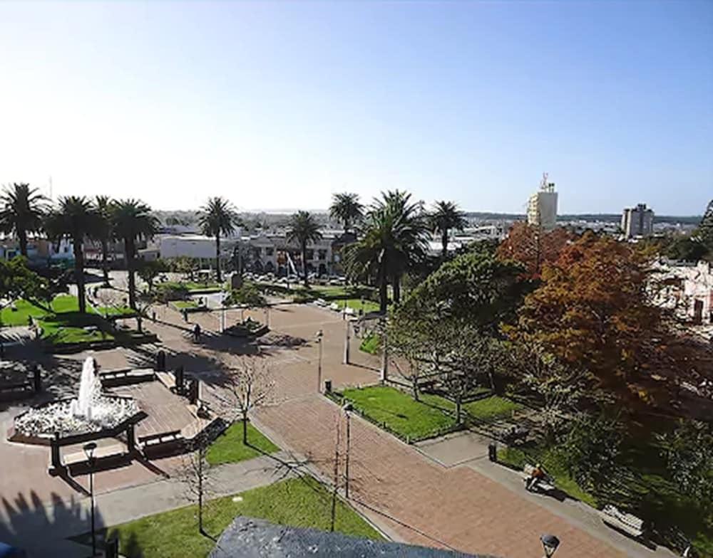 De La Plaza Hotel Maldonado Bagian luar foto